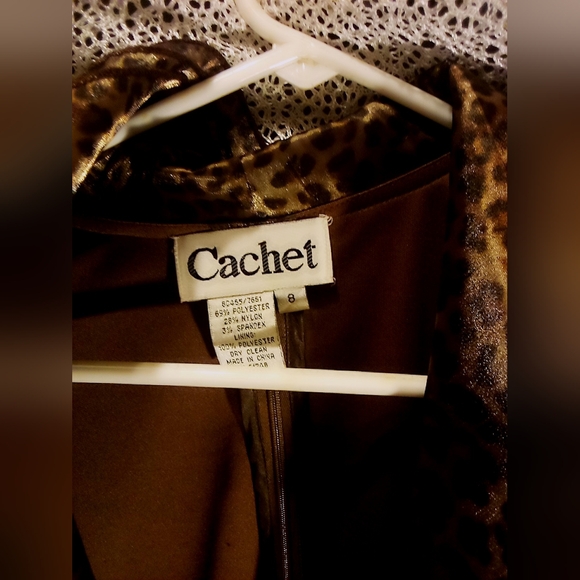 Cachet Leopard Print Evening Blouse Size 8 Crossover V Neck Leopard Print - Picture 2 of 3